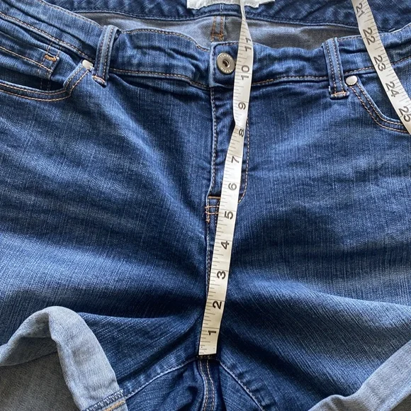 Torrid Denim FIRST AT FIT Shorts - Picture 10 of 11